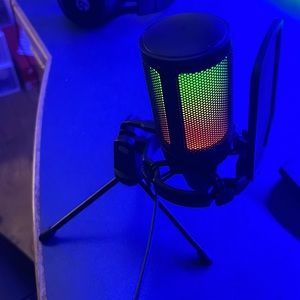 Mic works pc ps4 ps5 led adjustable RGB indicator tripod stand and quick mute